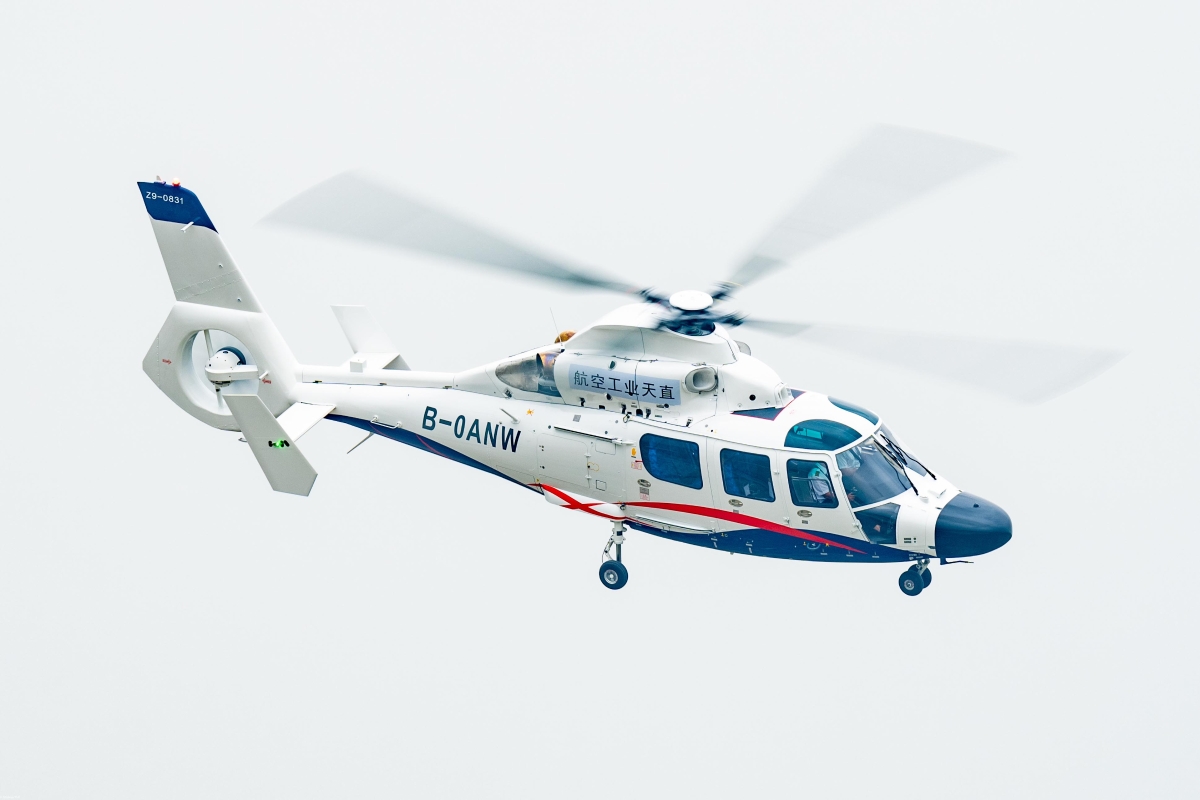 AC312E进行飞行预演。摄影：岳书华